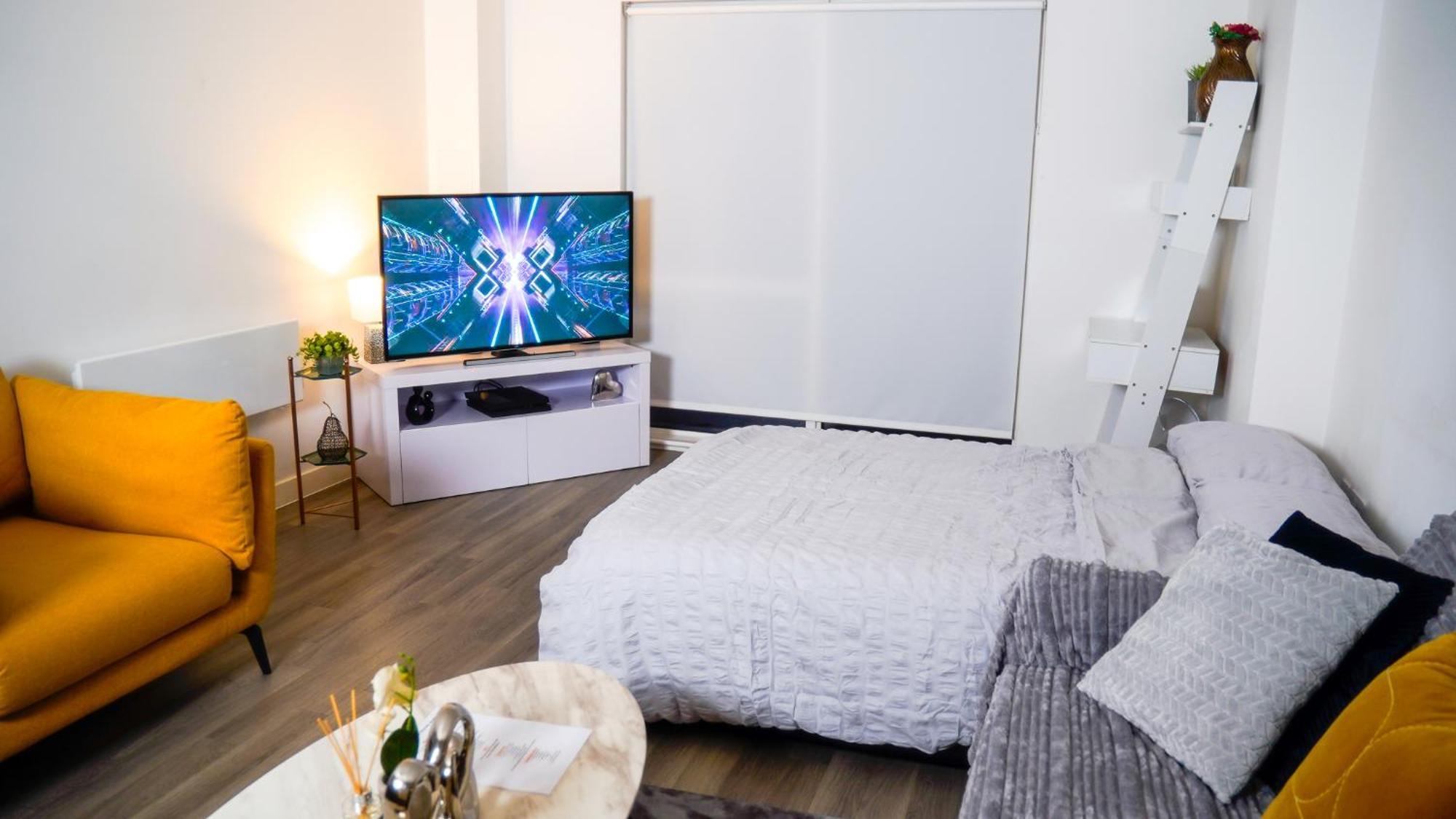 Manchester City Centre Apt With Balcony & Free Parking - Including Free 1-Hour Late Check-Out For Bookings On The 29Th 31St May, Justeat Voucher For 2-Night Stays Minimum! แมนเชสเตอร์ ภายนอก รูปภาพ