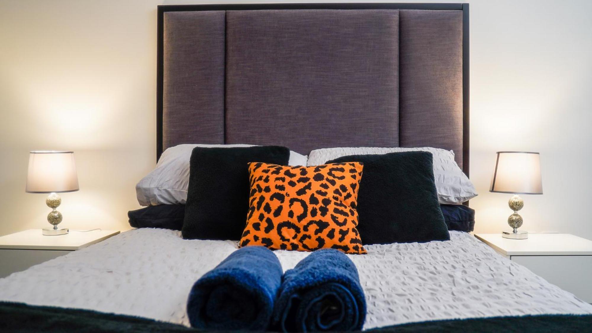 Manchester City Centre Apt With Balcony & Free Parking - Including Free 1-Hour Late Check-Out For Bookings On The 29Th 31St May, Justeat Voucher For 2-Night Stays Minimum! แมนเชสเตอร์ ภายนอก รูปภาพ