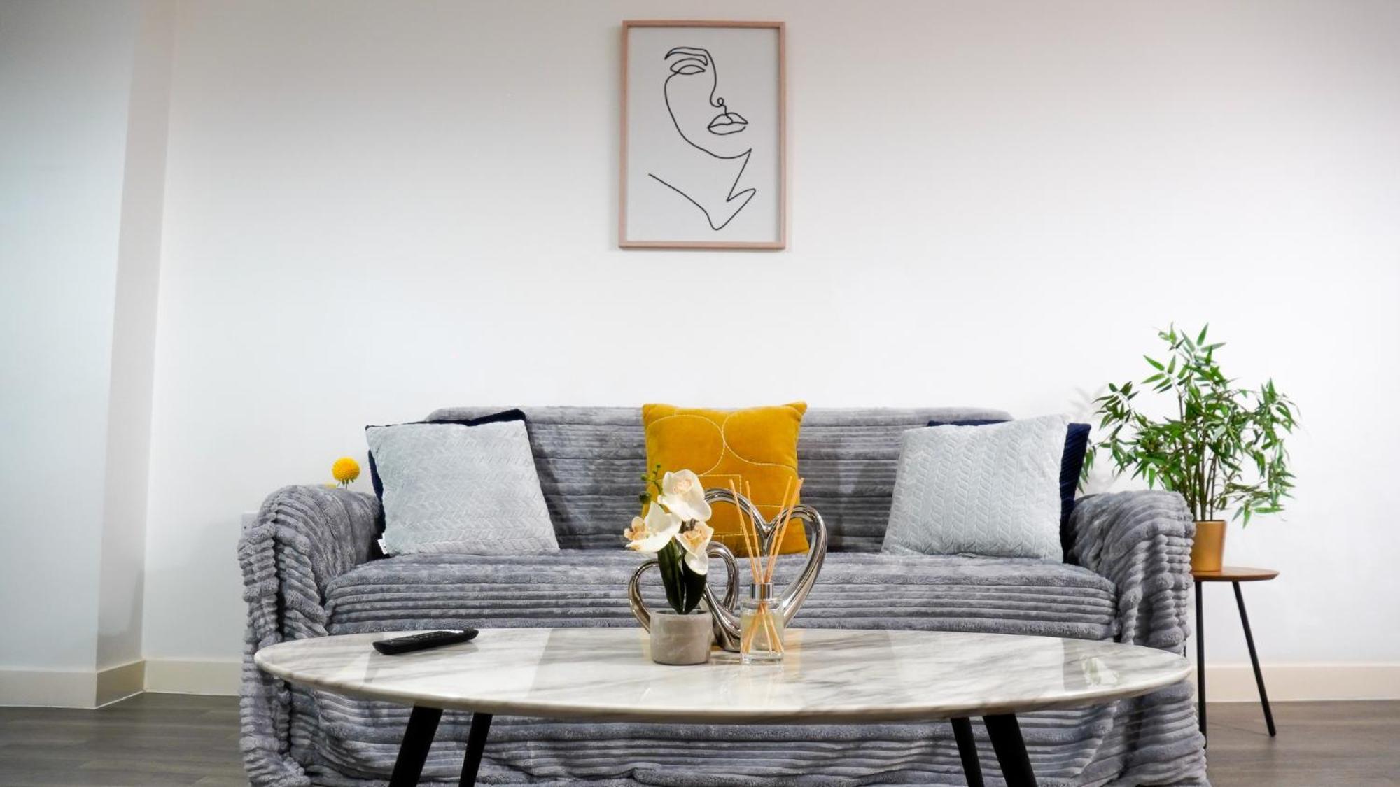Manchester City Centre Apt With Balcony & Free Parking - Including Free 1-Hour Late Check-Out For Bookings On The 29Th 31St May, Justeat Voucher For 2-Night Stays Minimum! แมนเชสเตอร์ ภายนอก รูปภาพ