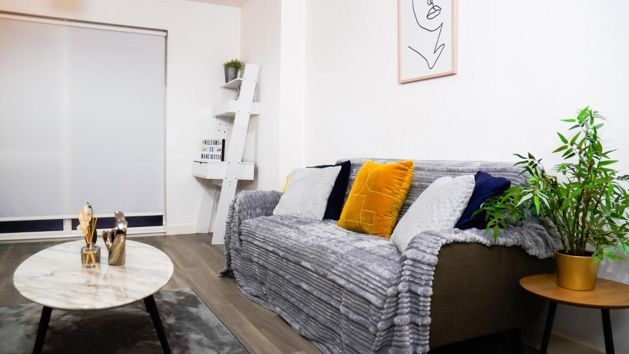 Manchester City Centre Apt With Balcony & Free Parking - Including Free 1-Hour Late Check-Out For Bookings On The 29Th 31St May, Justeat Voucher For 2-Night Stays Minimum! แมนเชสเตอร์ ภายนอก รูปภาพ